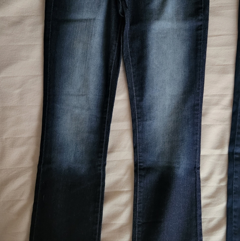 Size 8 Misses Levis jeans